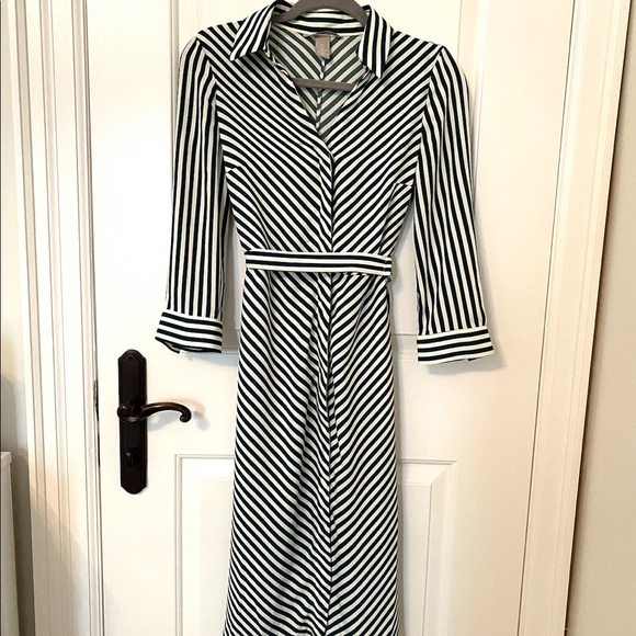 H&M Green & White Striped dress with belt - Picture 2 of 3